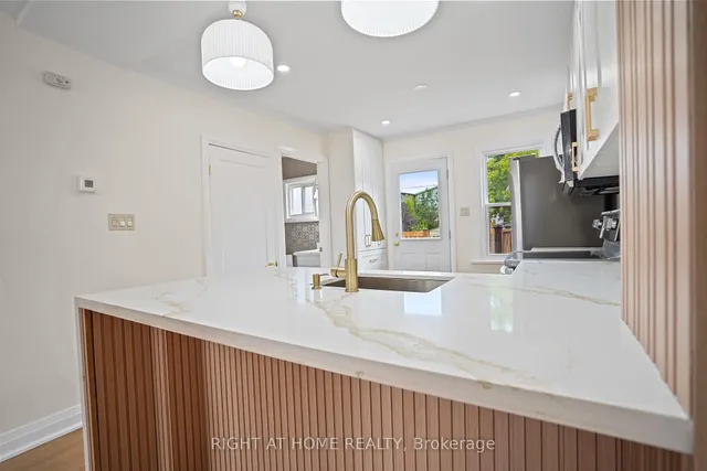 Additional image 25 of 133 Barons Ave