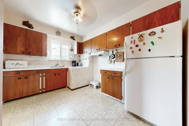 Additional image 10 of 27 Hinton Rd