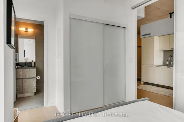 Additional image 21 of 45 Baseball Pl Unit 1305