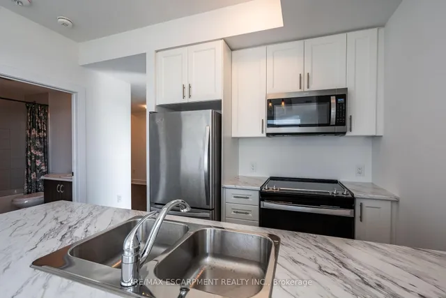 Additional image 9 of 450 Dundas St Unit 1111