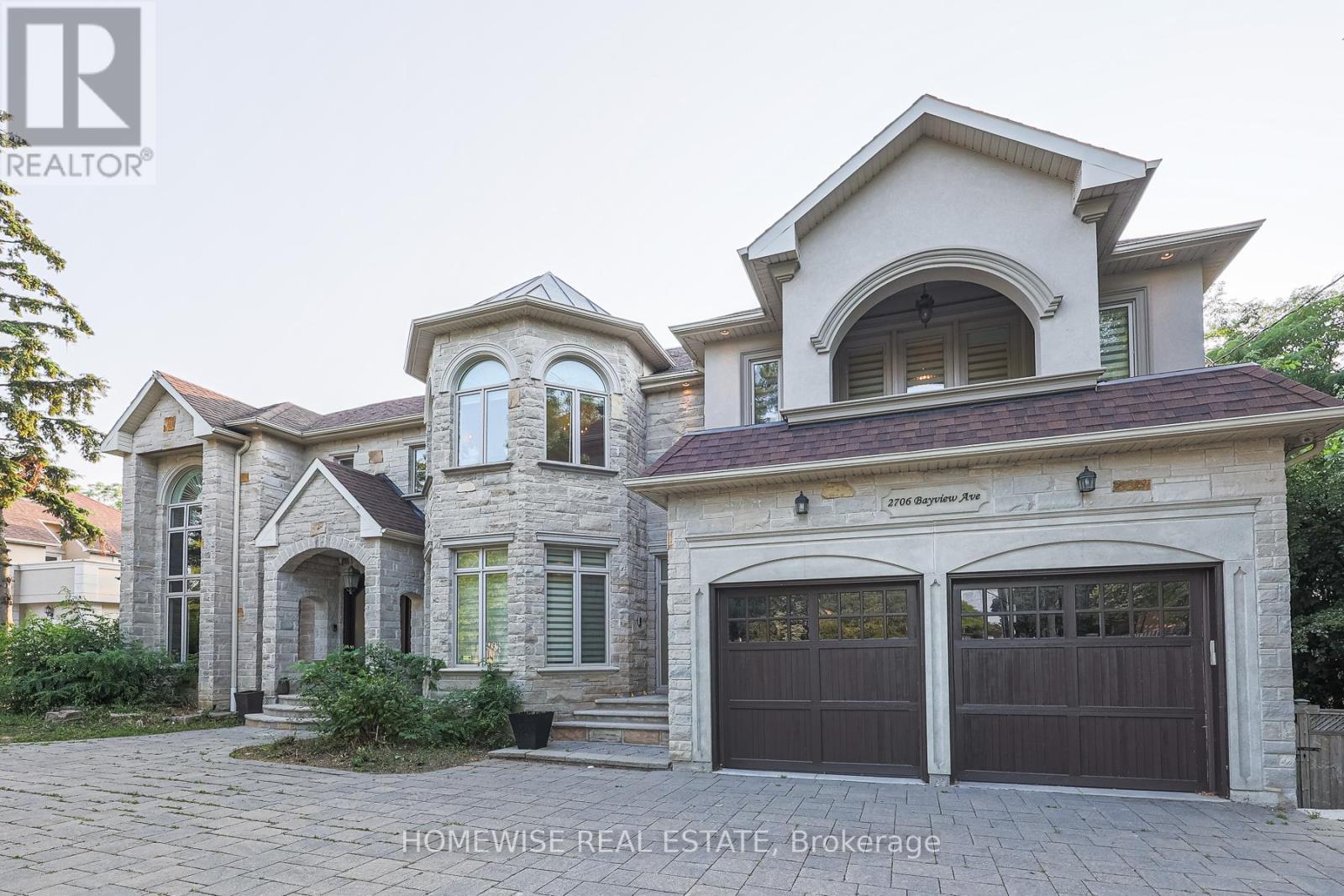 2706 BAYVIEW AVENUE|Toronto (St. Andrew-Windfields), Ontario M2L1B9