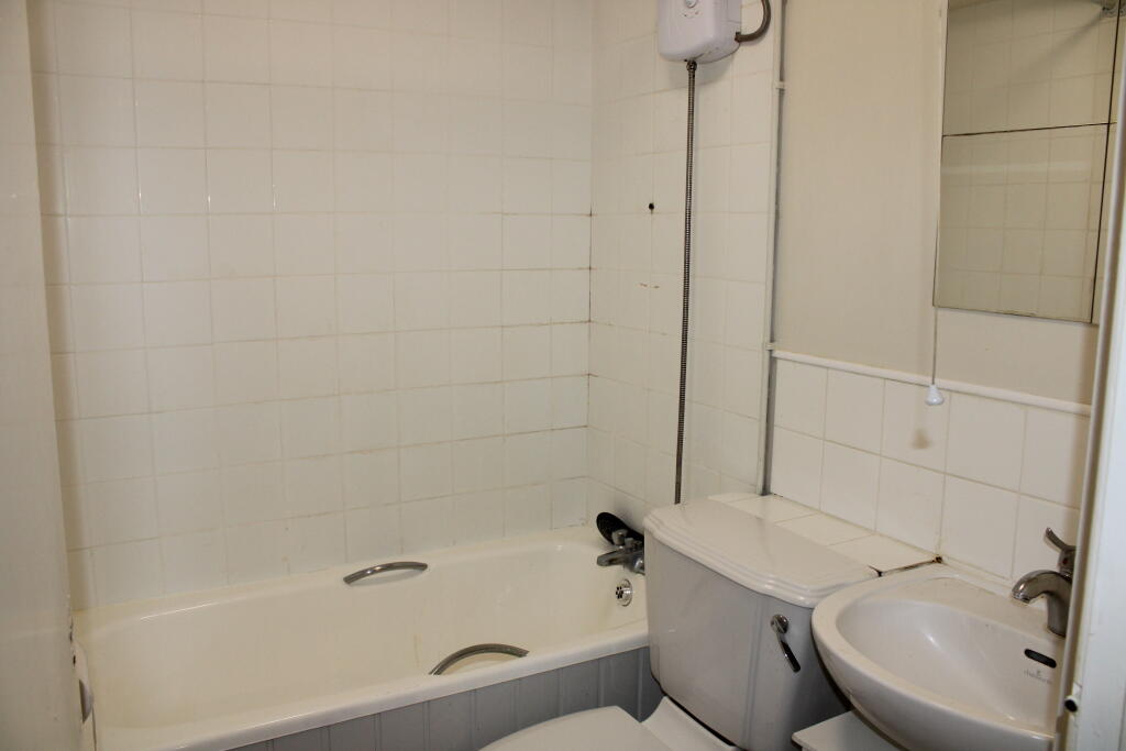 Additional image 9 of North Western Yeovil