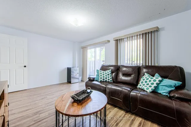 Additional image 7 of 18 Springside Way
