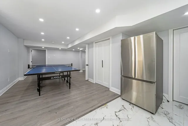 Additional image 35 of 12 Amethyst Circ