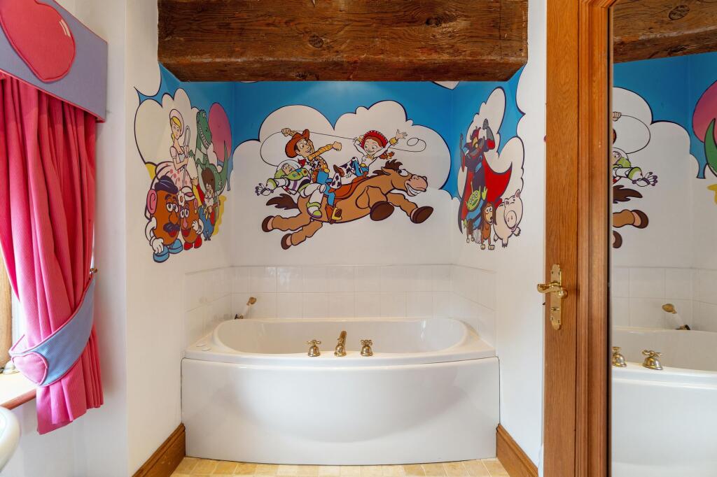 Additional image 39 of Roman Lane, Little Aston Park, B74