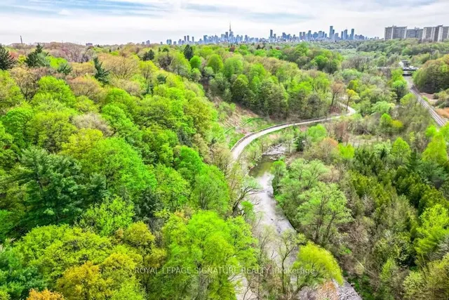 Additional image 37 of 60 Pavane Linkway Unit 1914