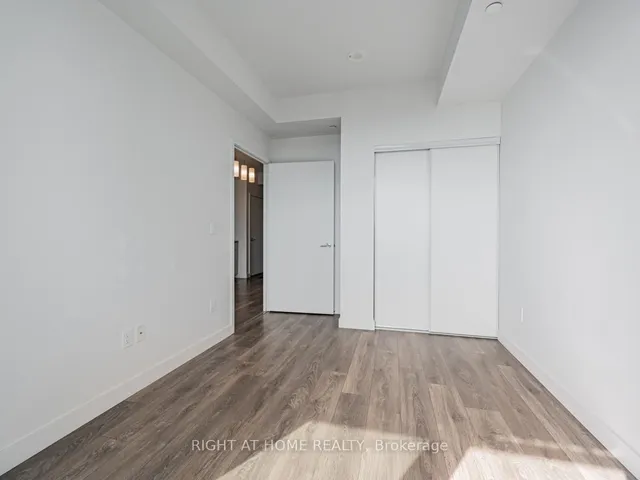 Additional image 5 of 8 Eglinton Ave Unit 3809