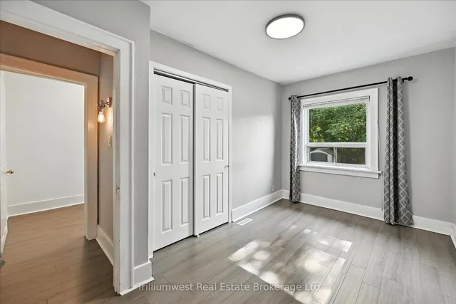 Additional image 16 of 4 Madison Ave