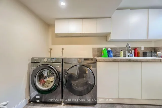 Additional image 33 of 33 MILES St