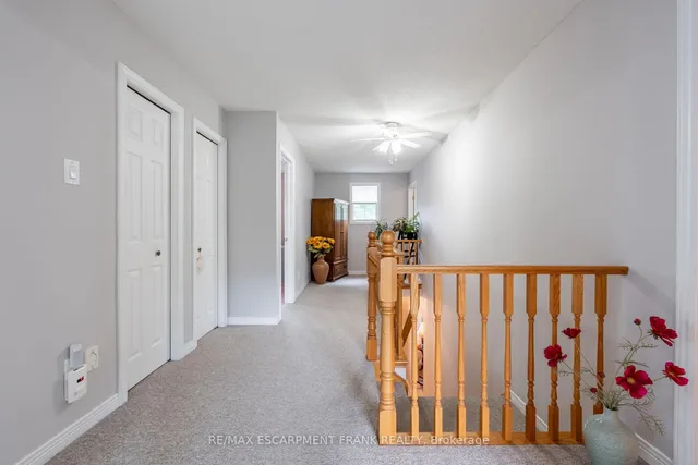 Additional image 21 of 168 SIRENTE Dr