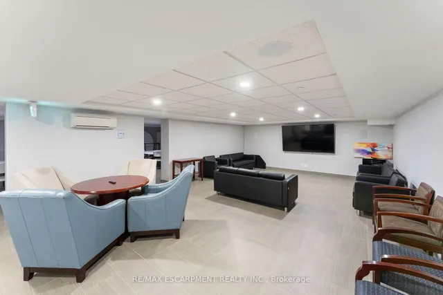 Additional image 40 of 700 Dynes Rd Unit 1103