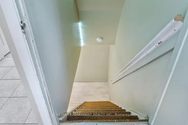 Additional image 31 of 1 Dunbarton Cres