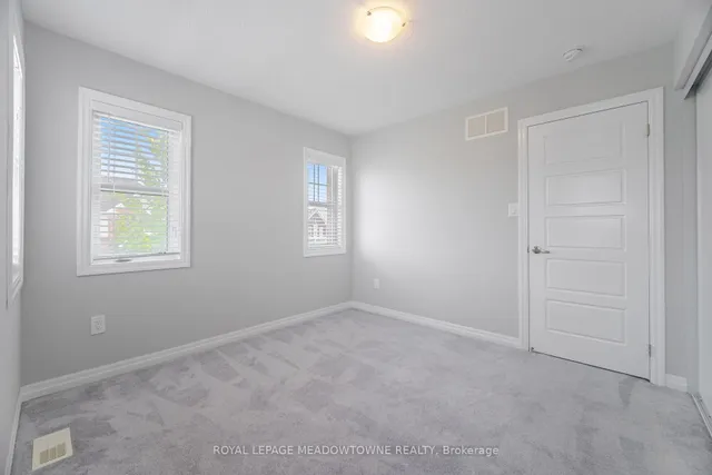 Additional image 29 of 2 Lothbury Dr