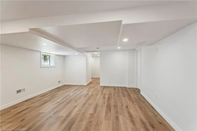 Additional image 23 of 387 Weir St