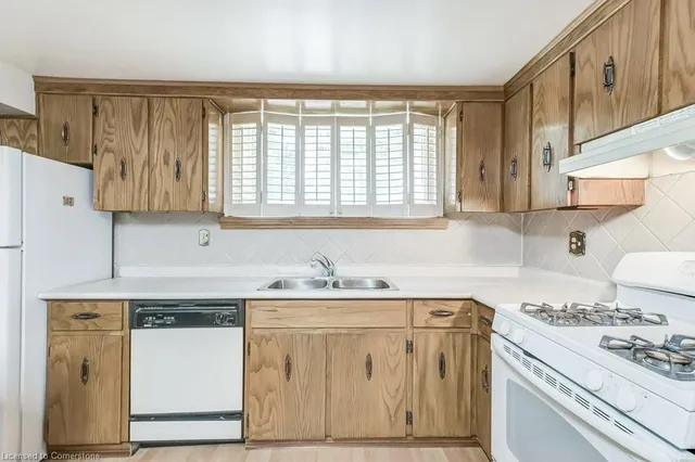 Additional image 31 of 11 Rogers Rd