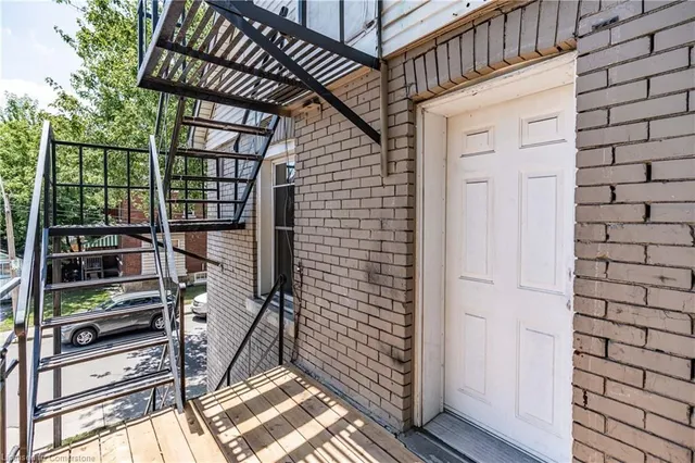 Additional image 41 of 18 Barnesdale Ave