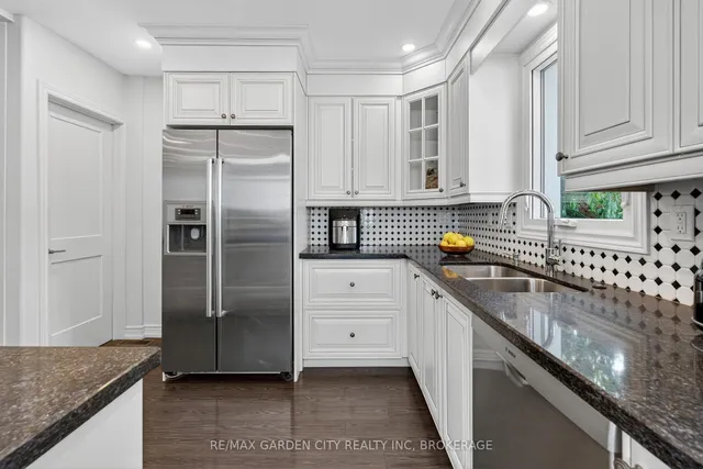 Additional image 13 of 133 Connaught Ave