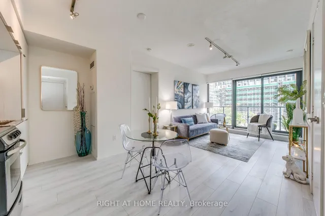 Additional image 5 of 159 Dundas St Unit 611