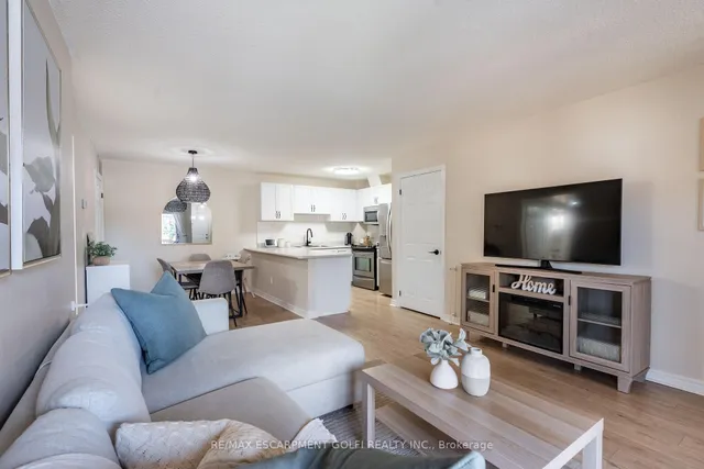 Additional image 4 of 4140 Foxwood Dr Unit 203