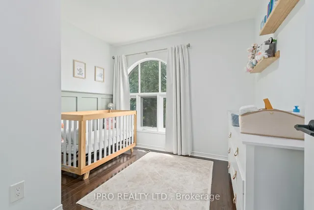 Additional image 22 of 142 Richwood Cres