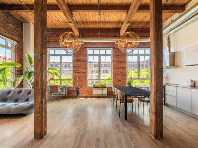 2460 Rue Ste-Cunégonde|#200|Montréal (Le Sud-Ouest), Quebec H3J2Z5