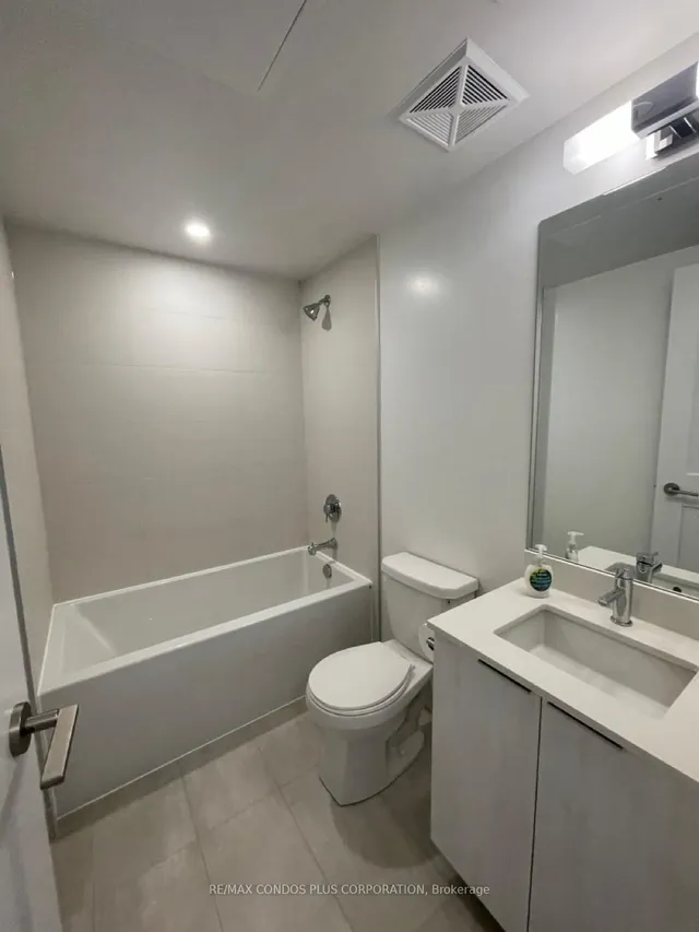 Additional image 7 of 8 Widmer St Unit 3903