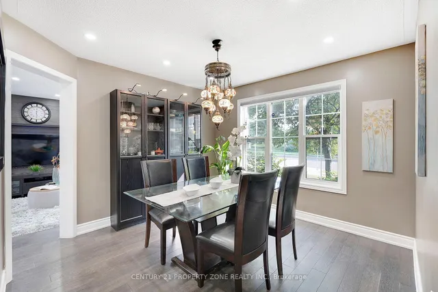 Additional image 7 of 185 Brisdale Dr