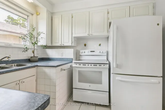 Additional image 20 of 54 Neapolitan Dr