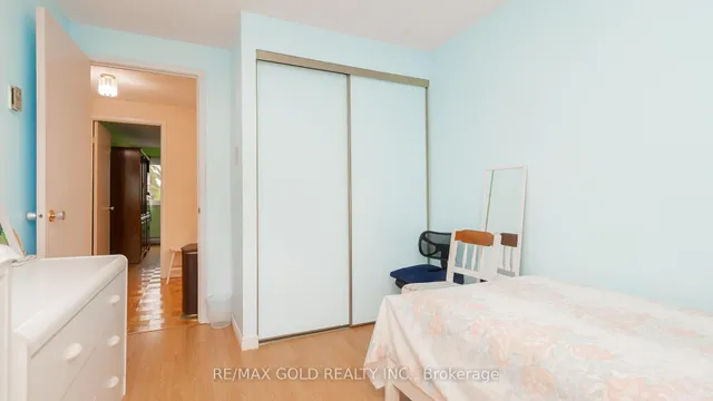 Additional image 27 of 17 Greenhills Sq