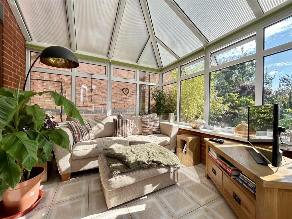 Additional image 8 of Admirals Way, Rowley Regis