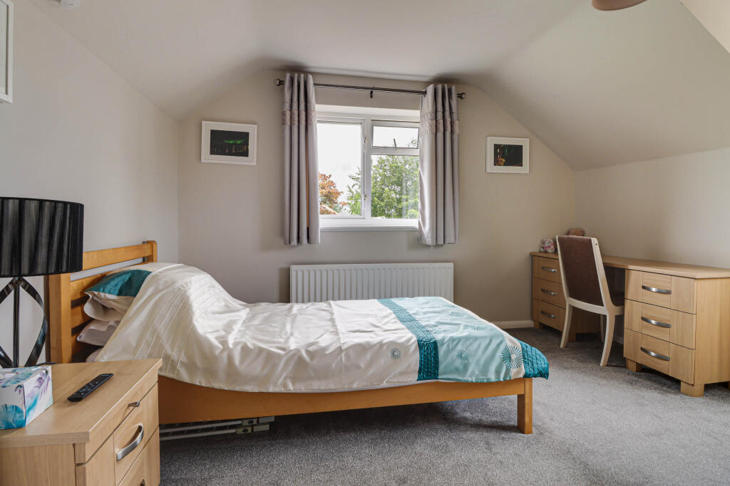 Additional image 11 of Wick Avenue, Wheathampstead, AL4