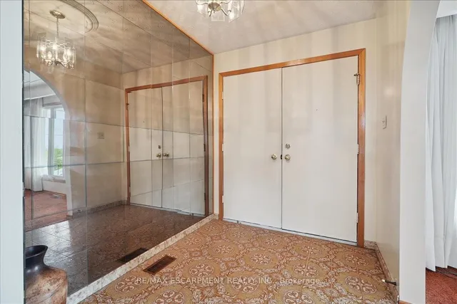 Additional image 5 of 100 Taymall St