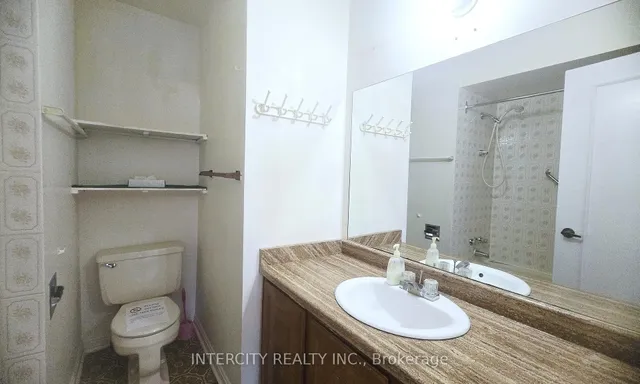 Additional image 16 of 49 Mossbrook Cres