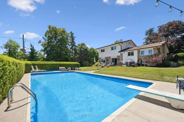 Additional image 34 of 1324 Elgin Cres