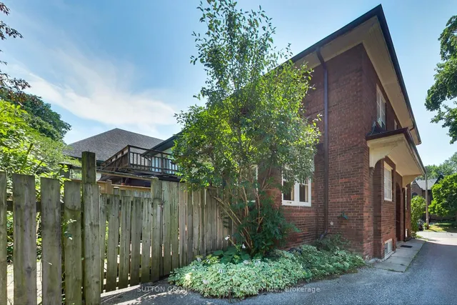 Additional image 27 of 64 Burnside Dr