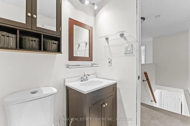 Additional image 28 of 32 Josephine Crt