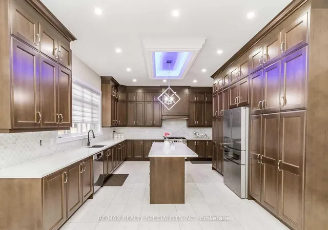 Additional image 18 of 5 Anatolia St