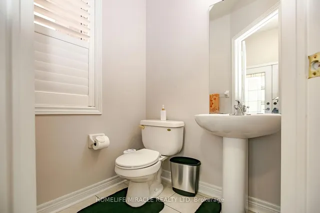 Additional image 19 of 20 Oblate Cres