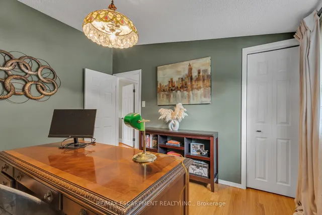 Additional image 23 of 316 Fennell Ave