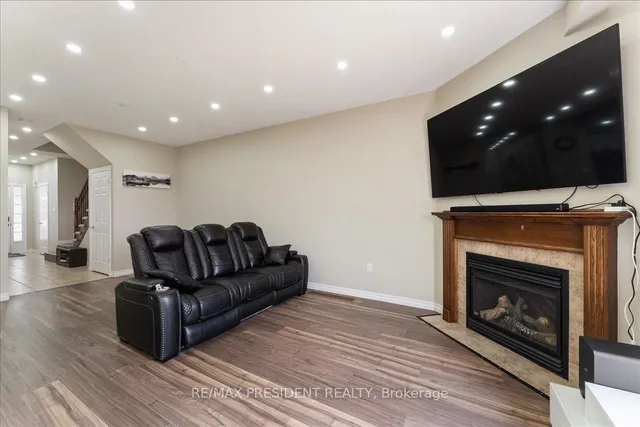 Additional image 16 of 285 Southbrook Dr