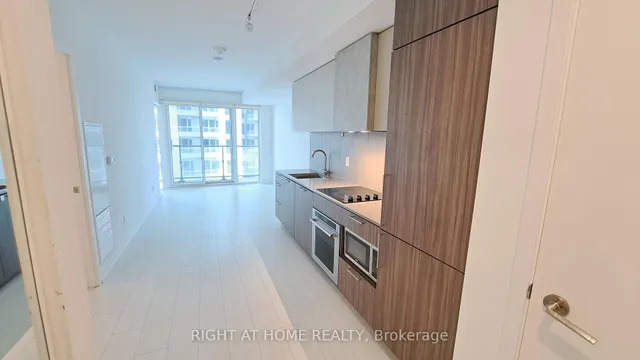 Additional image 16 of 19 Western Battery Rd Unit 1902