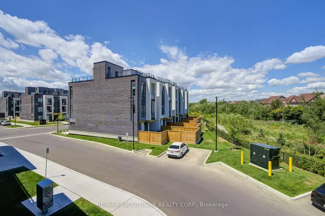 Additional image 33 of 395 Dundas St Unit 234