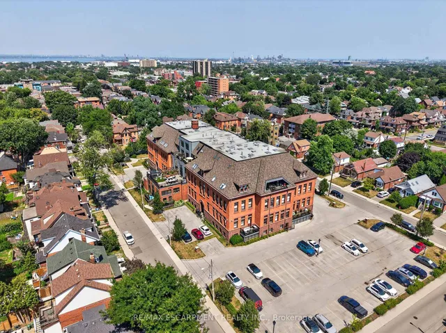 Additional image 43 of 200 STINSON St Unit PH8