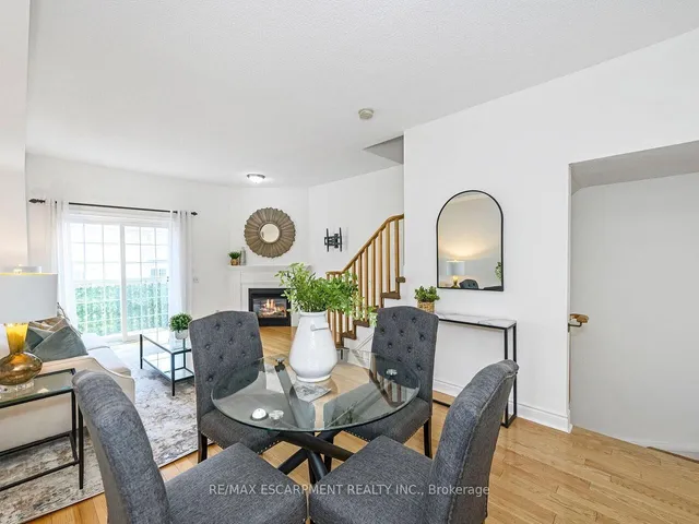 Additional image 10 of 5080 Fairview St Unit 15