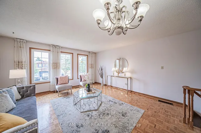 Additional image 27 of 33 Lansbury Dr