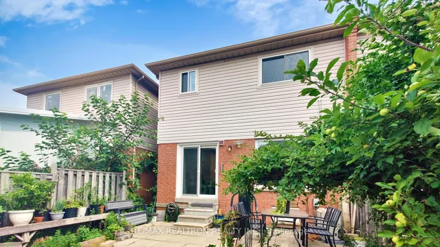 Additional image 49 of 878 Delgado Dr