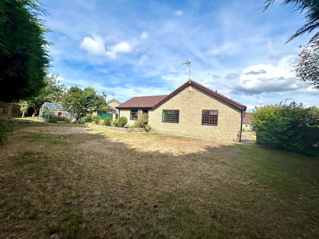 Additional image 5 of Sutton Grange, Yeovil, BA21