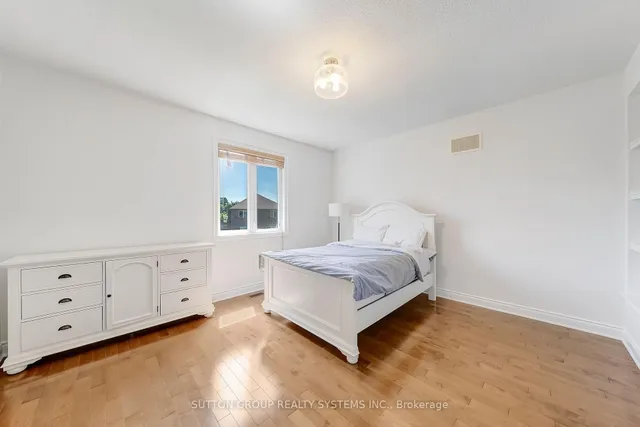 Additional image 29 of 931 Syndenham Lane