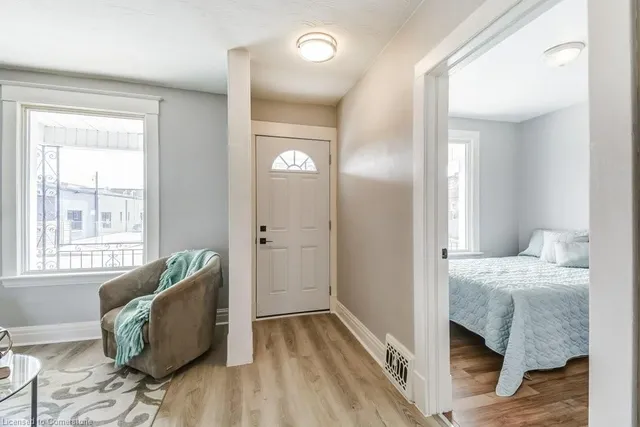 Additional image 8 of 1039 1/2 Cannon St