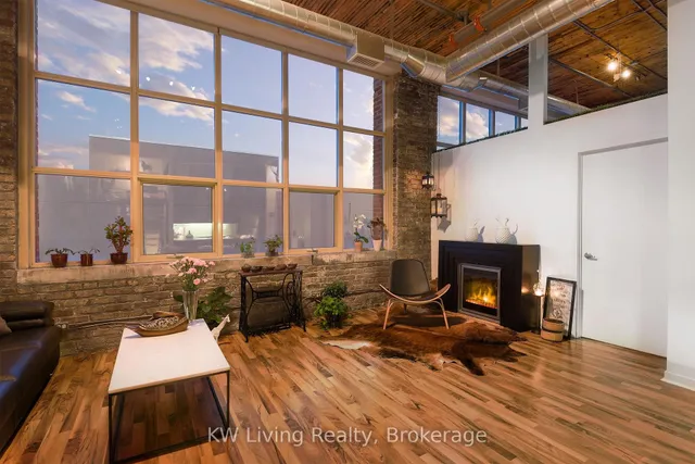 Additional image 8 of 736 Dundas St Unit 402